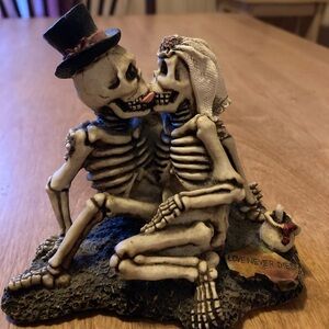 Summit Collection of skeleton bride and groom figurine